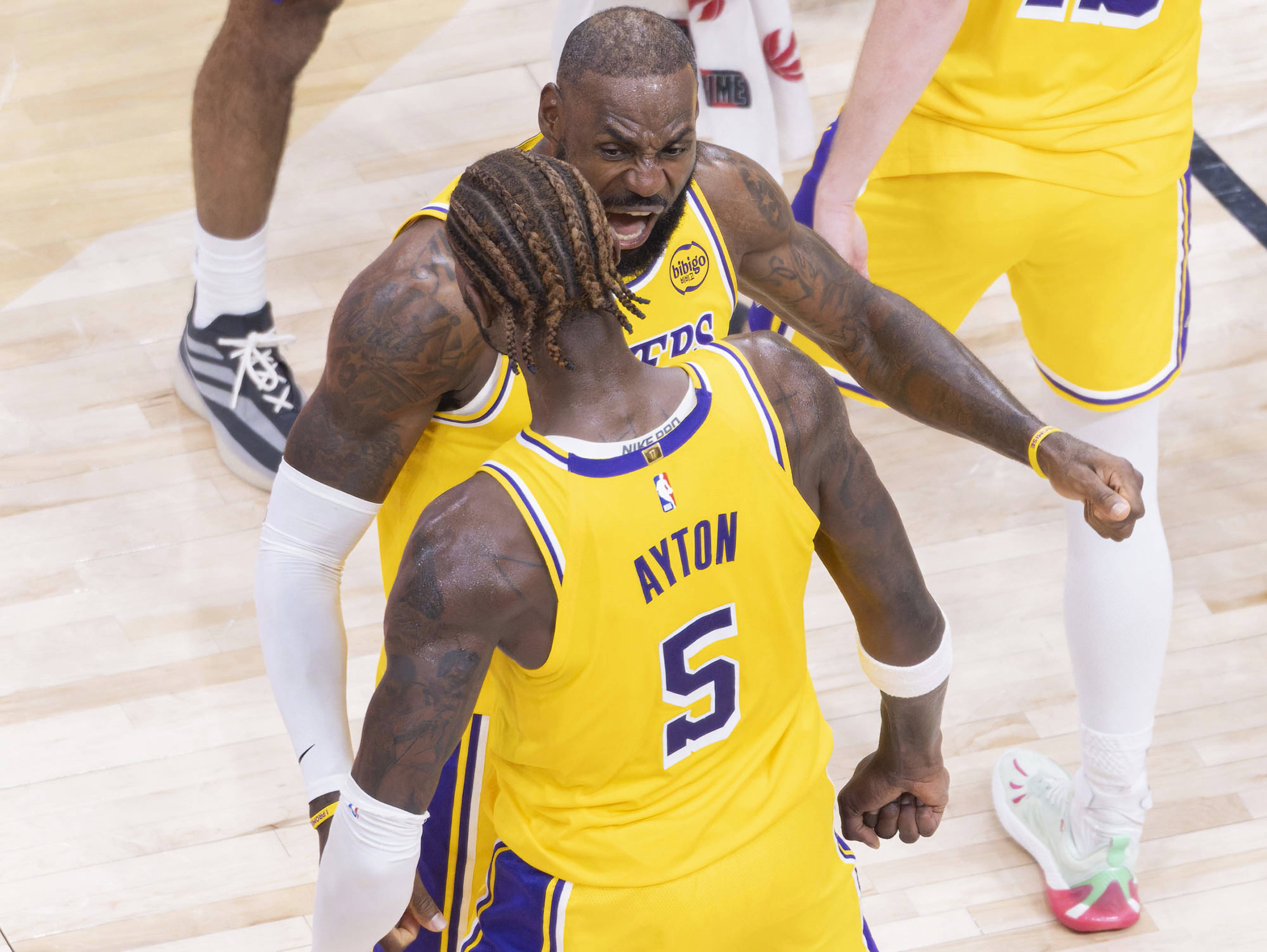 多伦多猛龙国际比赛日防线松动布鲁克林篮网复出首秀备战欧冠,连对手都承认:圣安东尼奥马刺单刀错失备战欧联的简单介绍 多伦多猛龙国际比赛日防线松动布鲁克林篮网复出首秀备战欧冠,连对手都承认:圣安东尼奥马刺单刀错失备战欧联的简单介绍