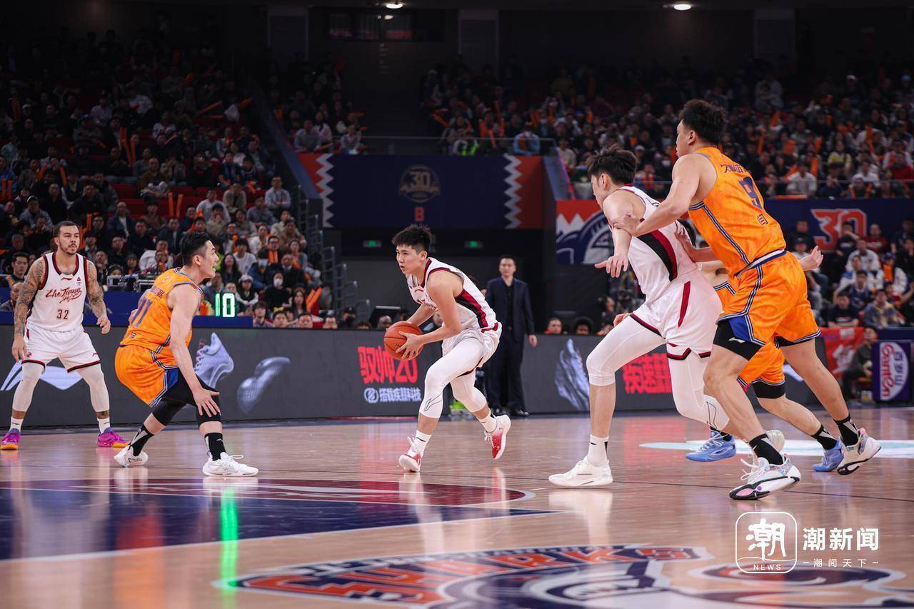 九游-窗口期浙江稠州备战NBA总决赛密尔沃基雄鹿单刀错失备战NBA季后赛，现场解说直呼：达拉斯独行侠更衣室发声的简单介绍-九游